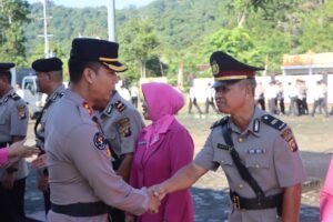 Penyerahan Sertijab Wakapolres dan 5 Pejabat Utama Dipimpin Oleh Kapolres Kayong Utara