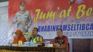 Direktorat Lalu Lintas Polda Kalbar Laksanakan Kegiatan Jum’at Berbagi “Bhabinkamseltibcar Lantas Peduli Stunting”