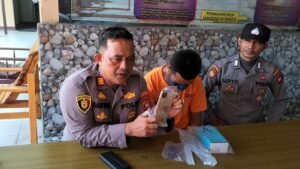Satreskrim Polsek Pontianak Utara Tangkap Satu Pelaku Pencurian Handphone Milik Karyawan Toko
