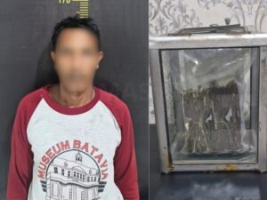 Warga dan Polisi Tangkap Pelaku Pencurian Kotak Amal di Jalan Trans Kalimantan