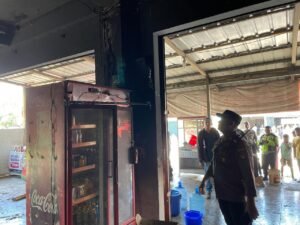 Polisi Jelaskan Kronologi Kebakaran Dua Ruko di Desa Gonis Tekam