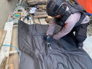 Polisi Musnahkan Granat Temuan Warga di Pergudangan Parit Sembin, Kubu Raya