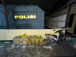 Polres Sintang Amankan Terduga Pelaku Pencurian 12 Tabung Gas LPG