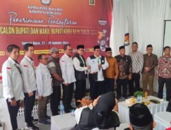 Polres Kubu Raya Berikan Pengamanan Deklarasi Dan Pendaftaran Pasangan JIKIR Ke KPU