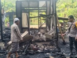 Kebakaran Hanguskan Rumah Lansia di Sungai Ambawang, Kerugian Capai 60 Juta Rupiah