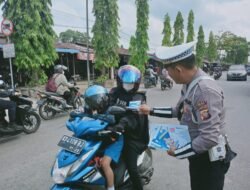 Ops Patuh Kapuas 2025: Polisi Bagikan Brosur 7 Pelanggaran, Nomor 1 dan 3 Sering Dilanggar!