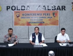 Polda Kalbar Tangkap Empat Penyusup Aksi Masa di Mapolda dan kantor DPRD Provinsi Kalbar, Bom Molotov dan Senjata Tajam Disita