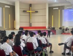 Cegah Balap Liar, Personel Satlantas Polres Kubu Raya Sosialisasikan Keselamatan di SMP Imanuel